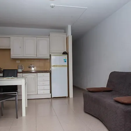 Moderno Apartamento En Las Americas La/150 Apartment