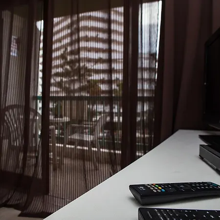 Moderno Apartamento En Las Americas La/150 Apartment *