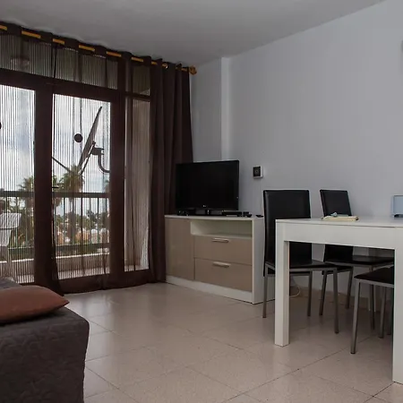 Moderno Apartamento En Las Americas La/150 *